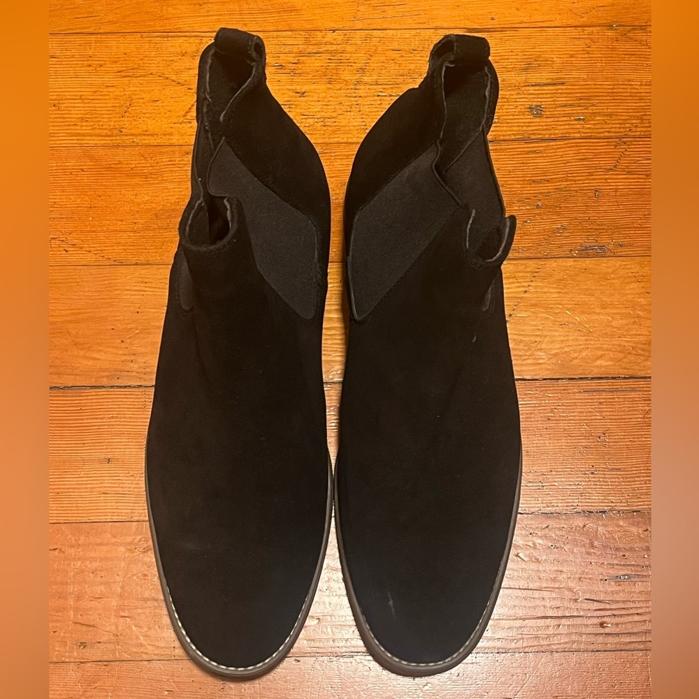 Men’s suede Chelsea Boots. New. Size 12
